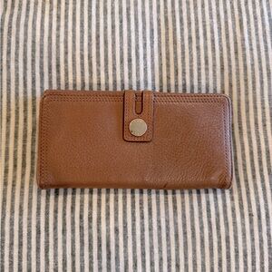 Michael Kors Leather Wallet in luggage color